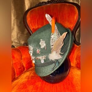 Vintage Wool Green Capa  Oktoberfest-fest Original Bavarian hunting hat. 55​